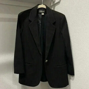 Vintage women’s Petite Black Wool Blazer Size 6